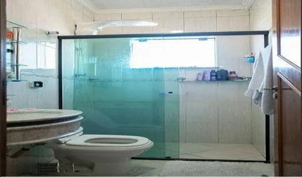 Sobrado, 3 quartos, 218 m² - Foto 2