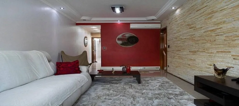 Sobrado, 3 quartos, 218 m² - Foto 1