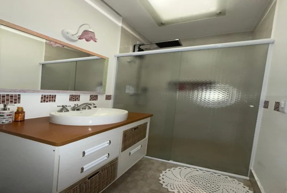 Casa, 3 quartos, 211 m² - Foto 5