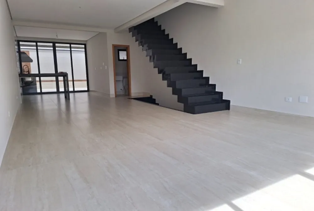 Sobrado, 3 quartos, 210 m² - Foto 1