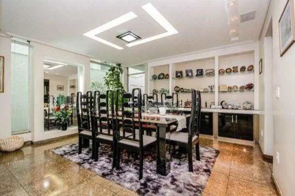 Sobrado à venda com 4 quartos, 380m² - Foto 3