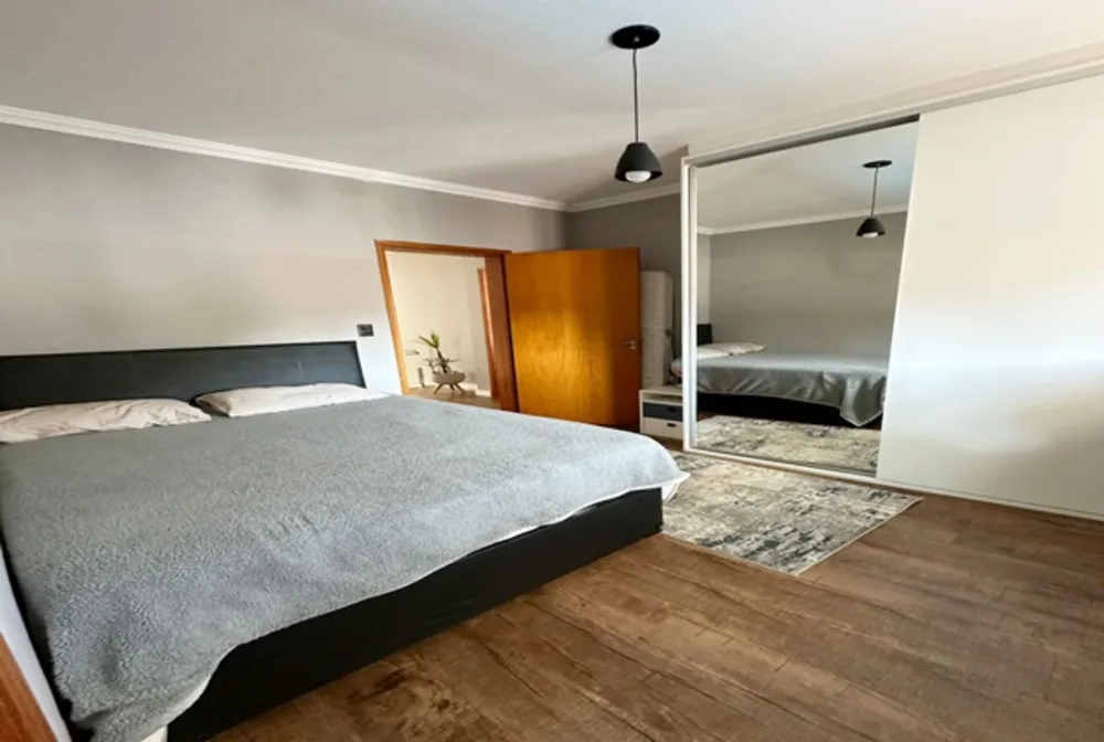 Sobrado, 4 quartos, 340 m² - Foto 2