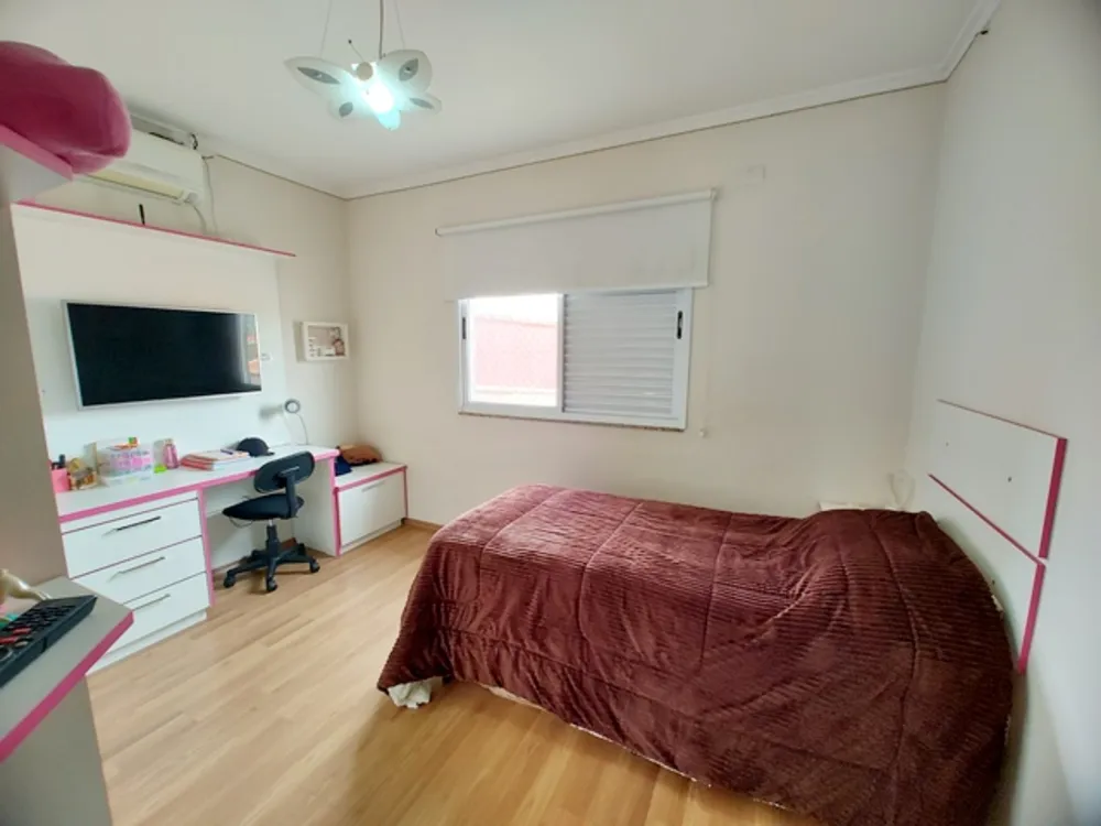 Sobrado, 4 quartos, 190 m² - Foto 1