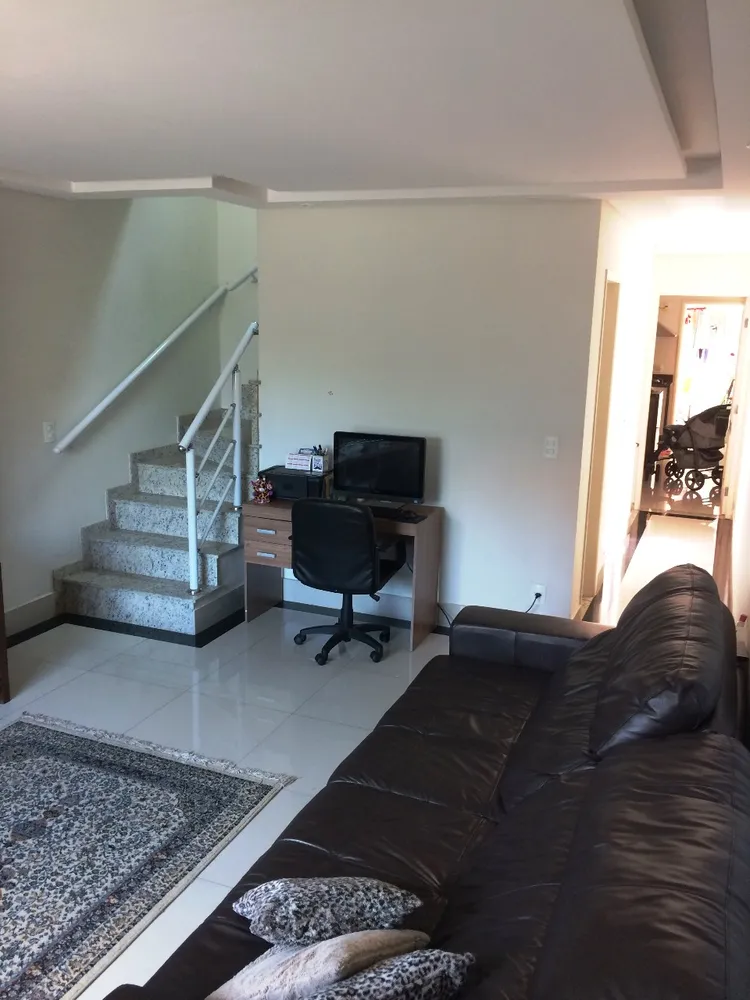 Sobrado, 3 quartos, 180 m² - Foto 2