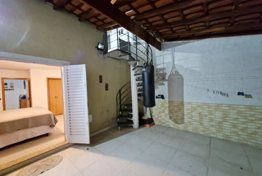 Sobrado, 3 quartos, 250 m² - Foto 1