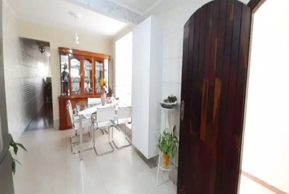 Sobrado, 3 quartos, 220 m² - Foto 1