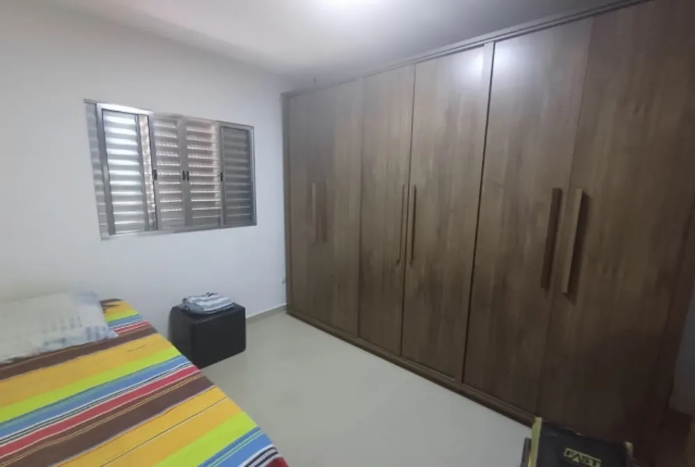Casa, 4 quartos, 216 m² - Foto 1