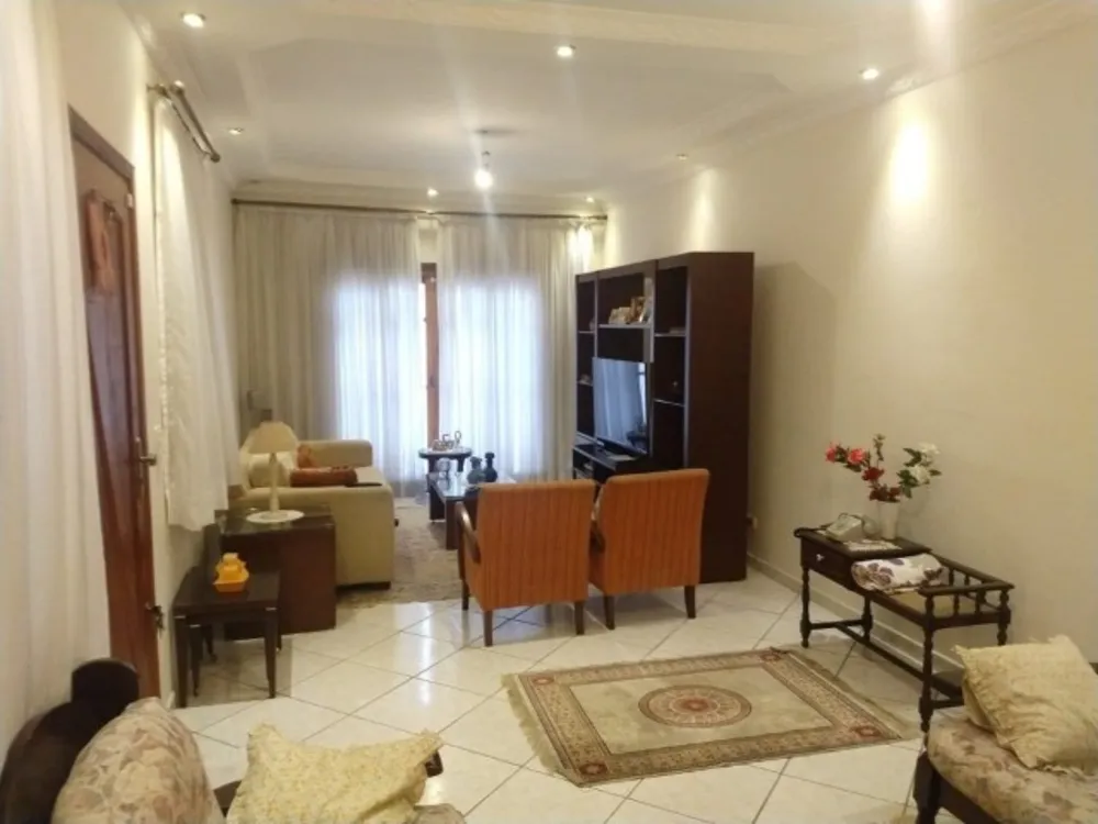 Sobrado, 3 quartos, 300 m² - Foto 1