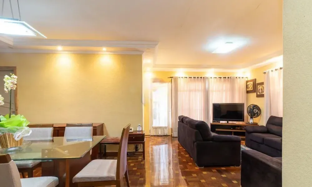 Casa, 3 quartos, 180 m² - Foto 2