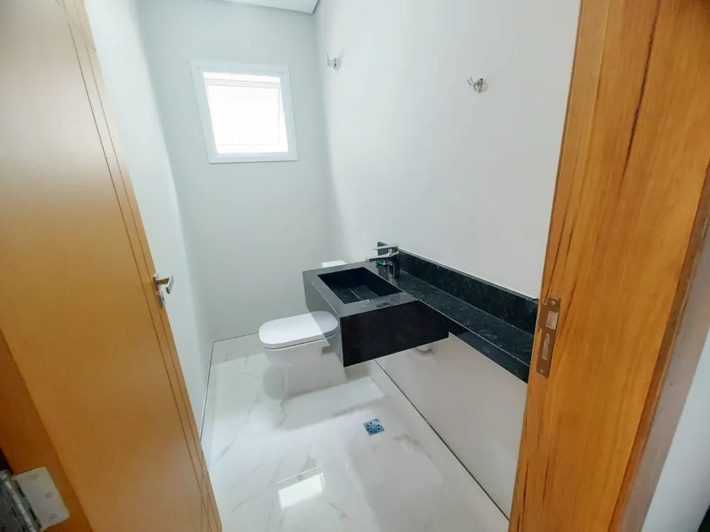 Sobrado, 3 quartos, 265 m² - Foto 1
