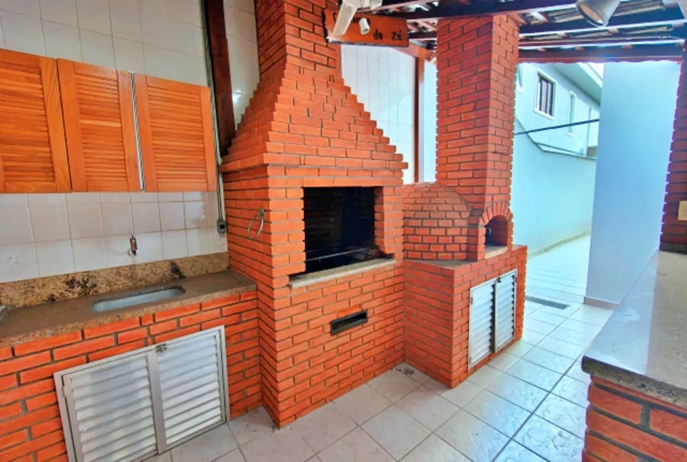 Casa, 3 quartos, 250 m² - Foto 1
