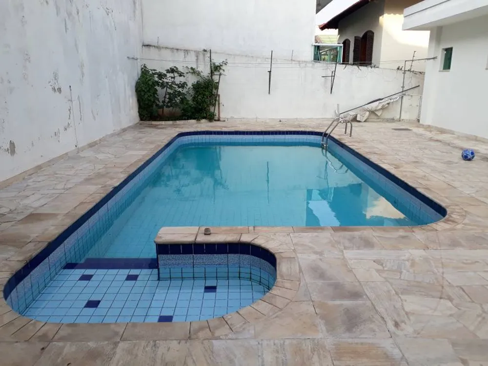 Casa, 5 quartos, 388 m² - Foto 1