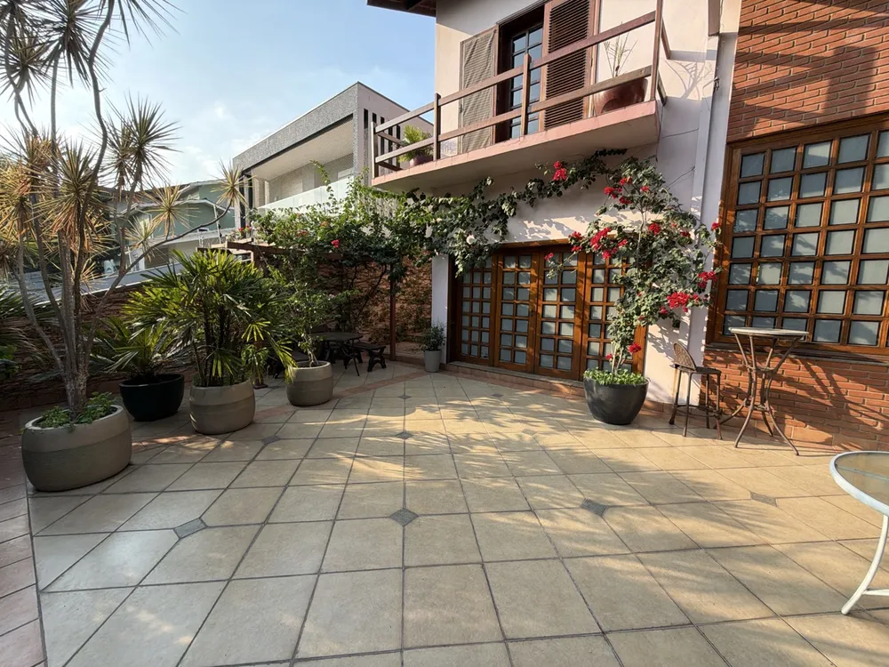 Sobrado, 3 quartos, 388 m² - Foto 3