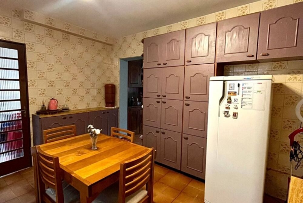 Sobrado à venda com 2 quartos, 292m² - Foto 4