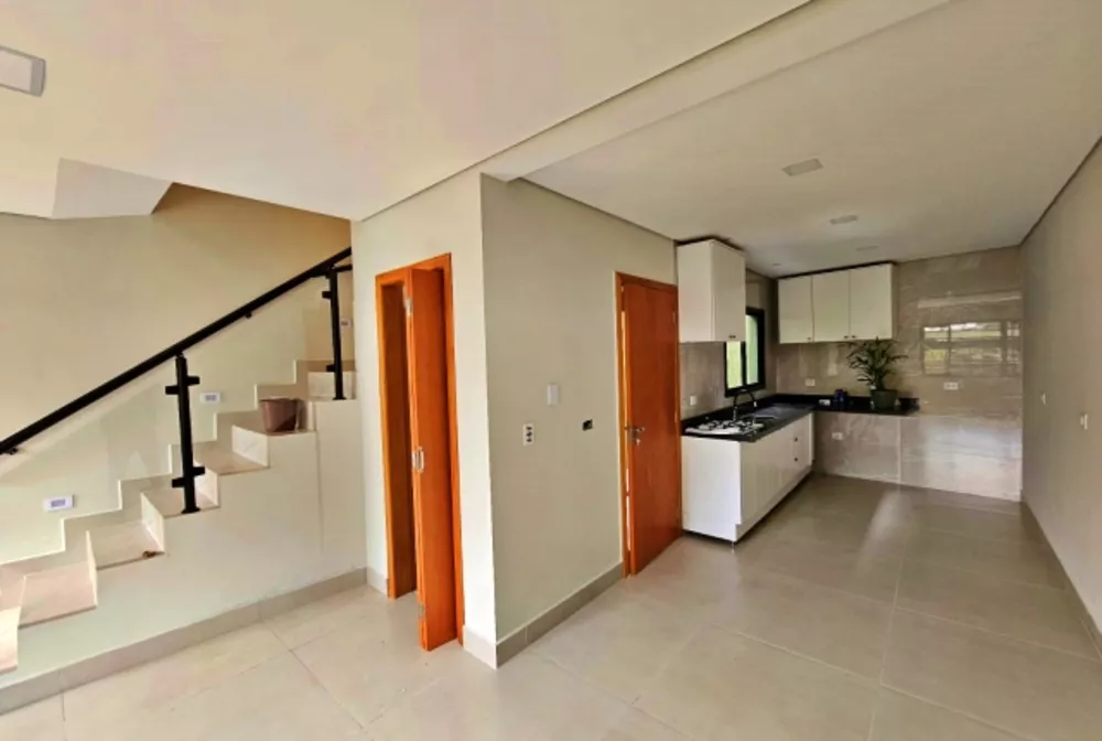 Sobrado à venda com 2 quartos, 78m² - Foto 1