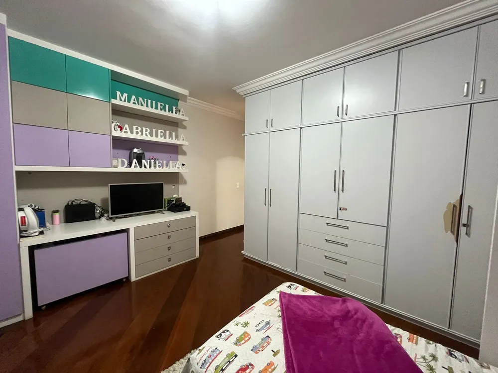 Sobrado, 4 quartos, 943 m² - Foto 4