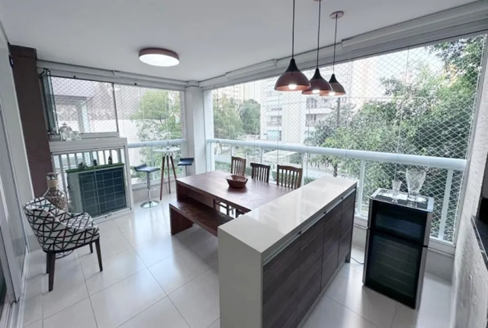 Apartamento, 3 quartos, 145 m² - Foto 1
