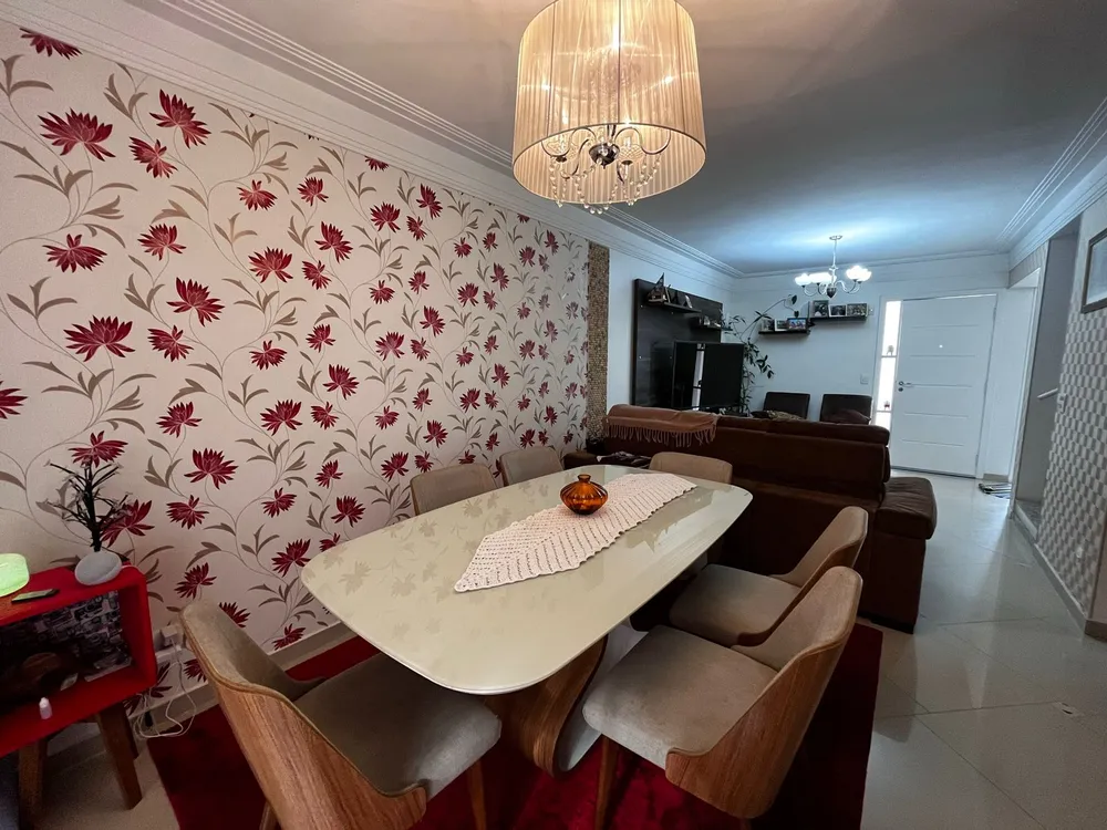 Sobrado, 3 quartos, 238 m² - Foto 2