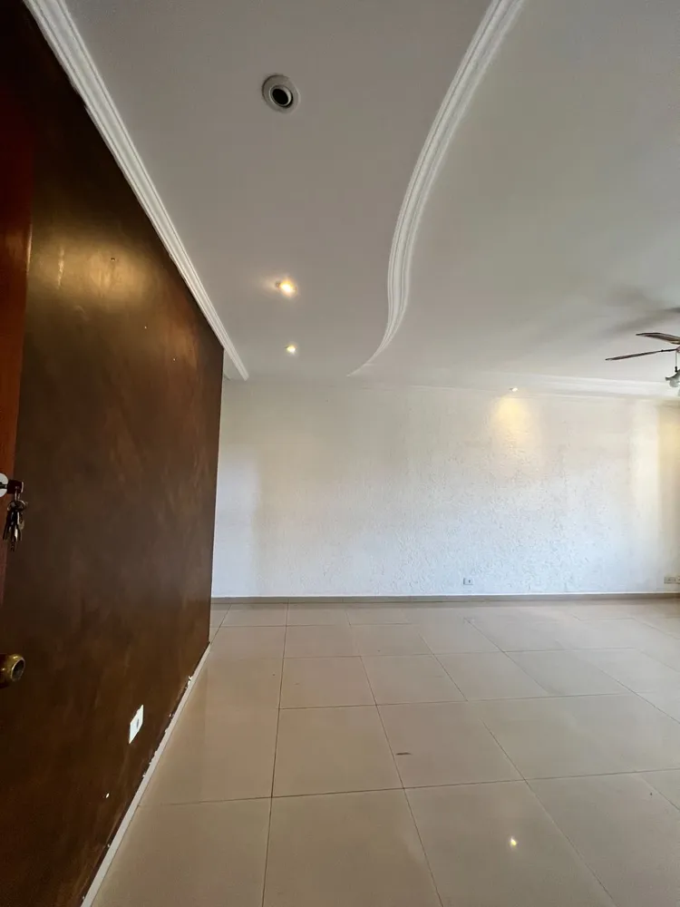 Sobrado, 3 quartos, 270 m² - Foto 2