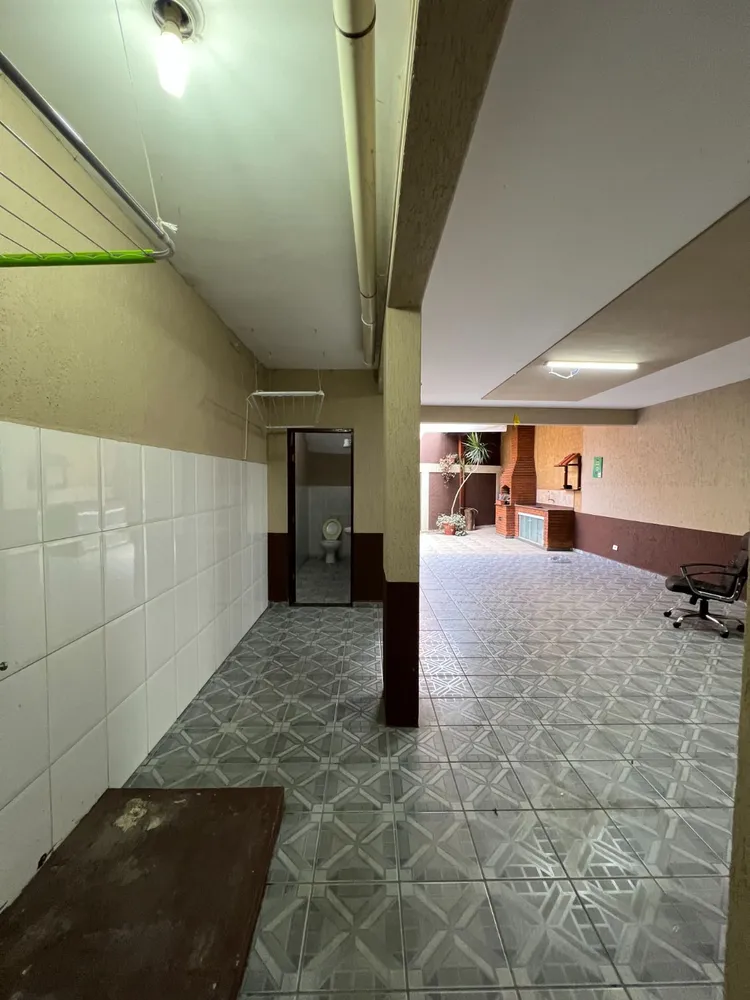 Sobrado, 3 quartos, 270 m² - Foto 1