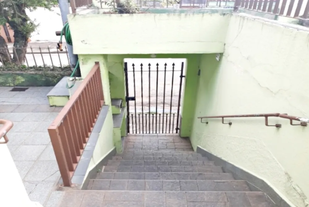 Casa, 5 quartos, 257 m² - Foto 1