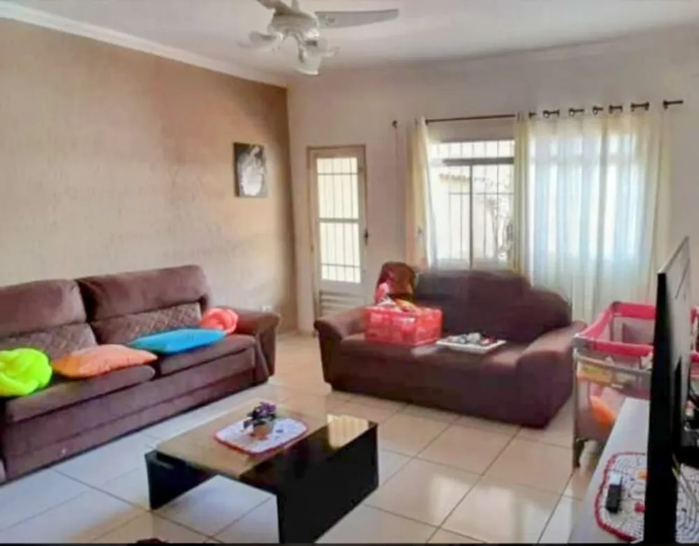 Sobrado, 2 quartos, 250 m² - Foto 1