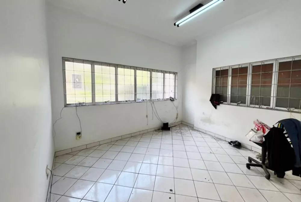 Depósito-Galpão-Armazém à venda, 380m² - Foto 1