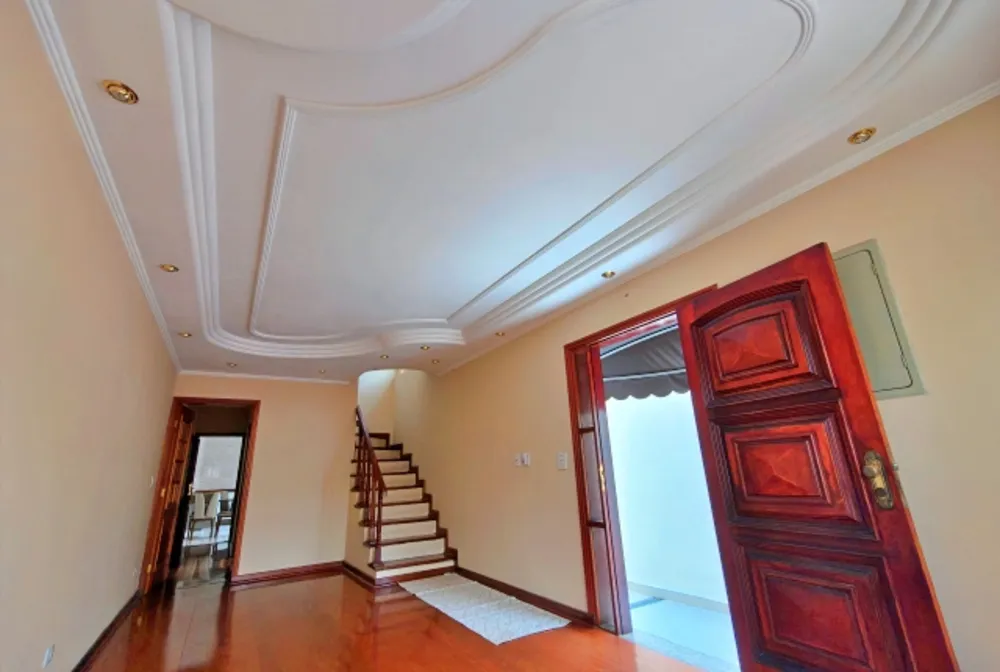 Sobrado, 3 quartos, 220 m² - Foto 2