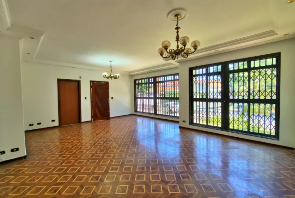 Casa, 3 quartos, 347 m² - Foto 1