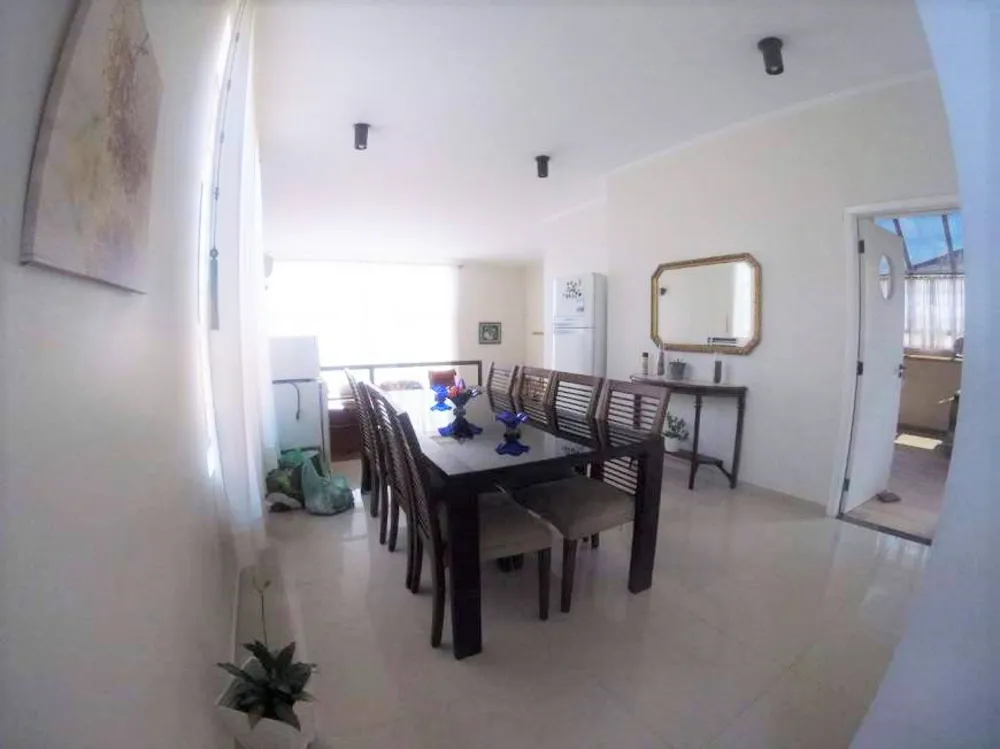 Sobrado, 3 quartos, 351 m² - Foto 1