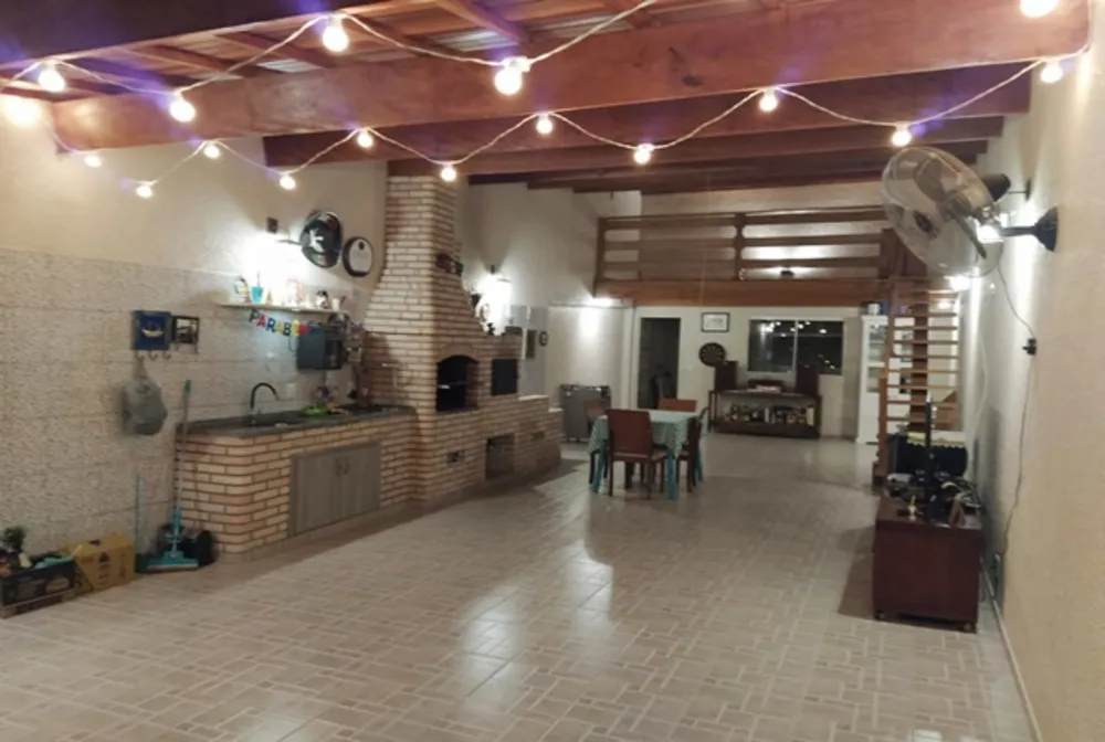 Sobrado, 2 quartos, 220 m² - Foto 2