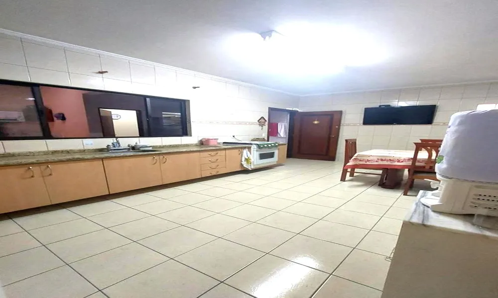 Casa, 3 quartos, 265 m² - Foto 4