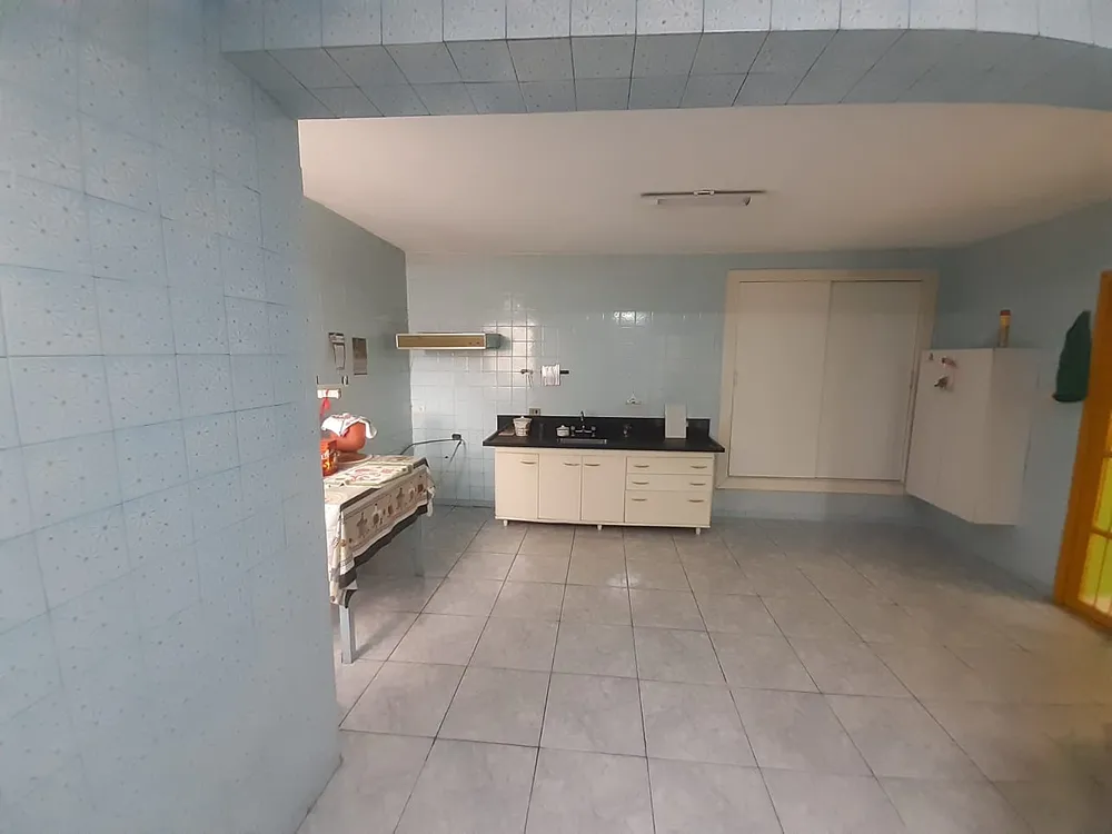 Casa, 2 quartos, 250 m² - Foto 1