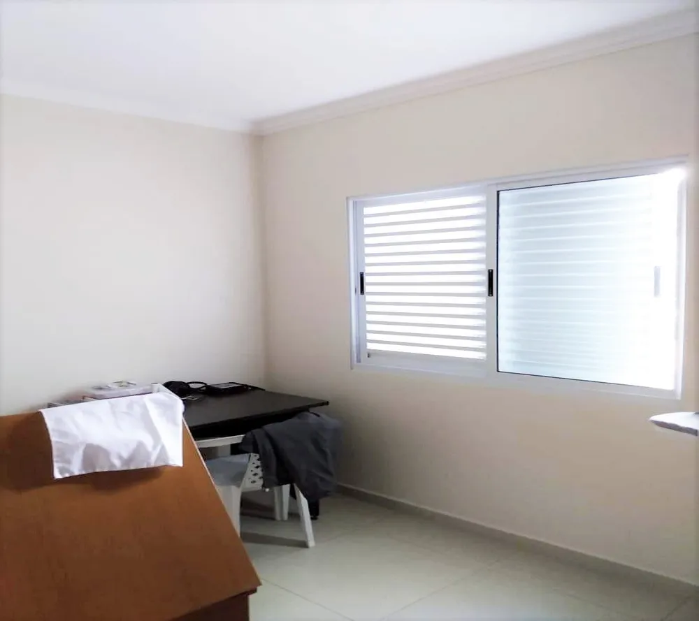 Sobrado, 3 quartos, 211 m² - Foto 1