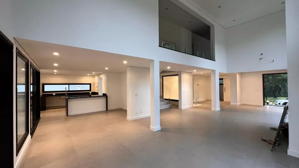 Sobrado à venda com 5 quartos, 430m² - Foto 4