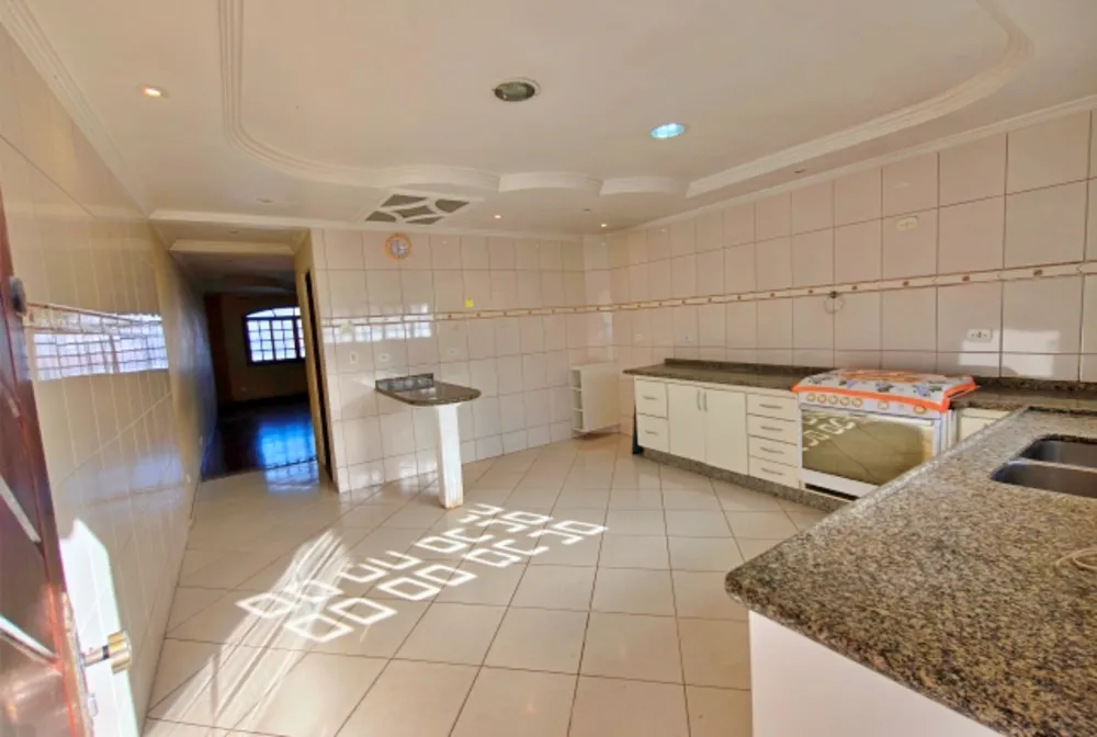 Sobrado, 3 quartos, 180 m² - Foto 3