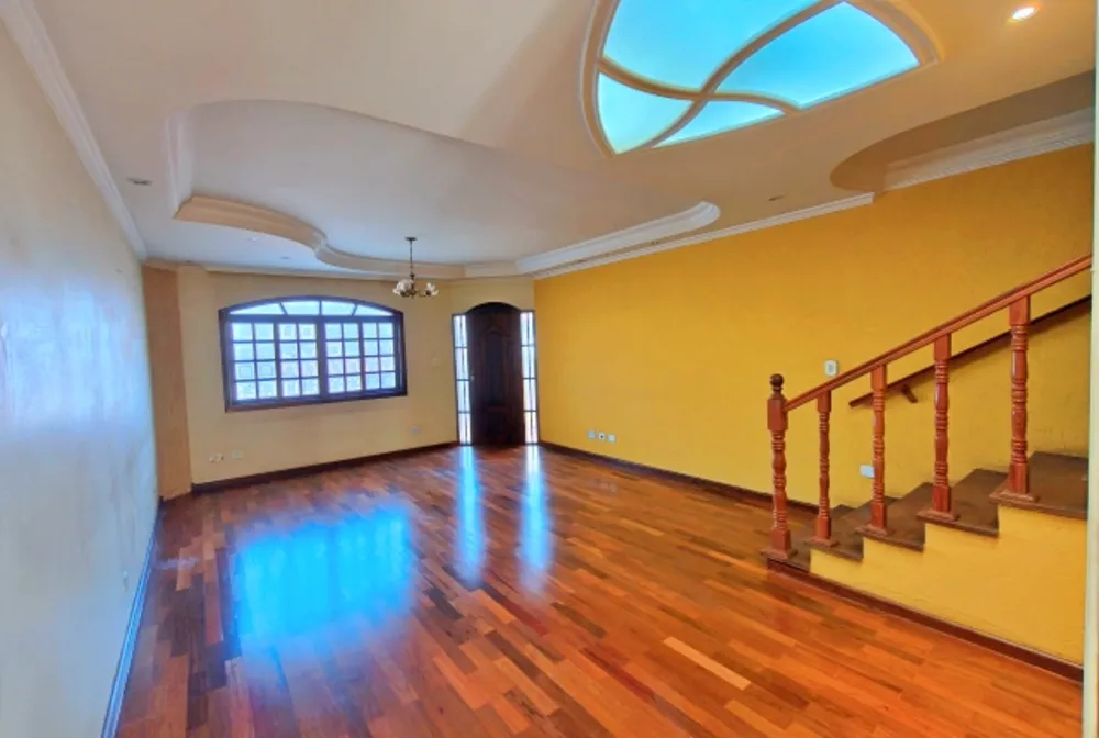 Sobrado, 3 quartos, 180 m² - Foto 1
