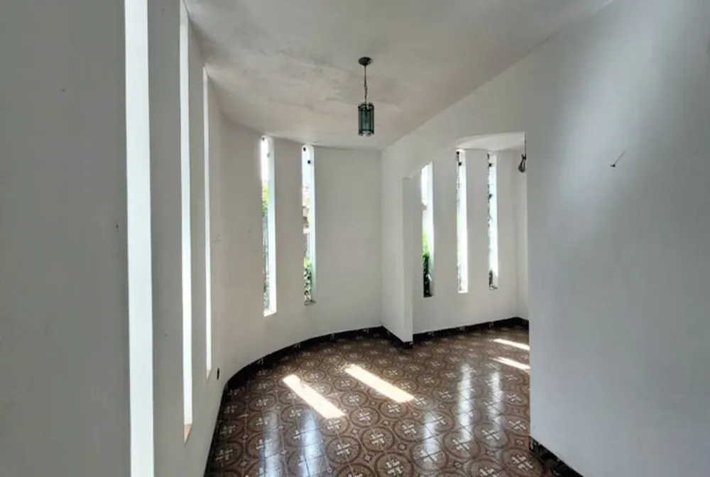 Casa, 4 quartos, 290 m² - Foto 1