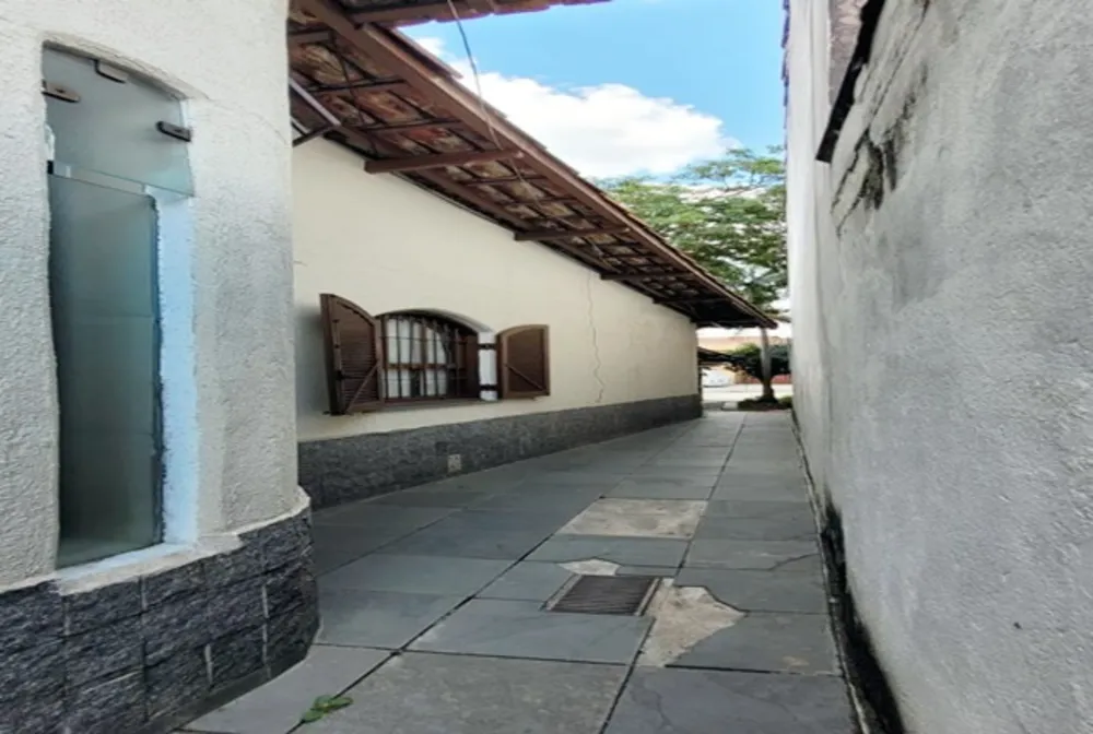 Casa, 4 quartos, 290 m² - Foto 2