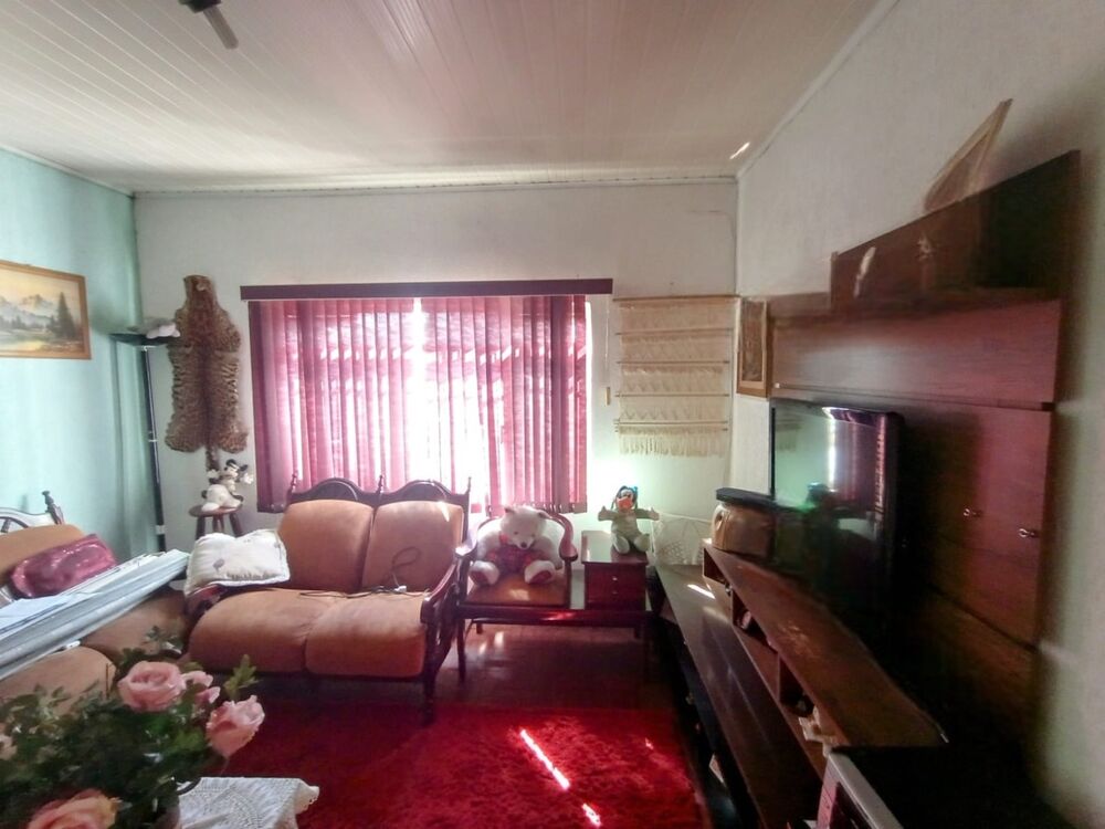 Casa à venda com 2 quartos, 90m² - Foto 1