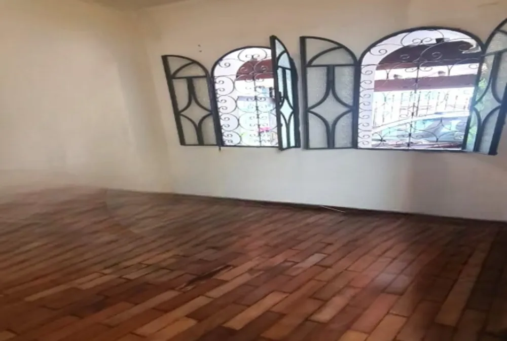 Casa, 3 quartos, 226 m² - Foto 4