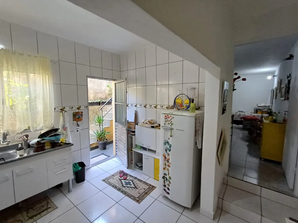 Casa, 5 quartos, 150 m² - Foto 1