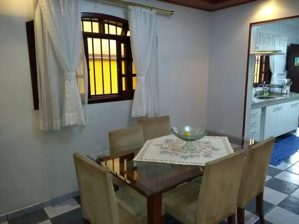 Sobrado à venda com 3 quartos, 240m² - Foto 4