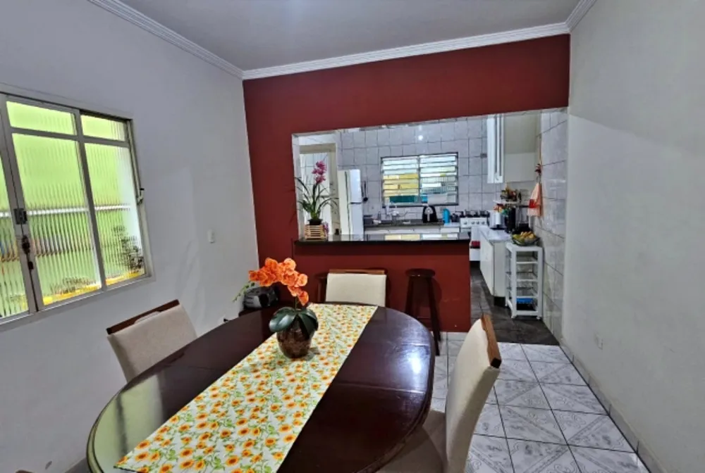 Sobrado, 3 quartos, 222 m² - Foto 1