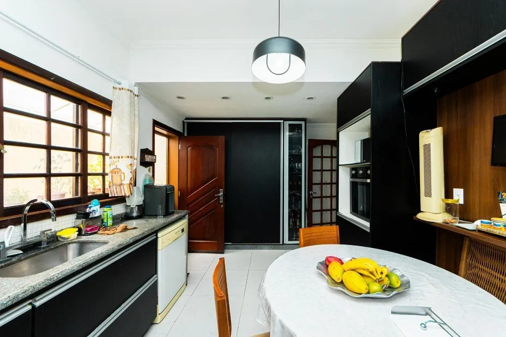 Sobrado, 4 quartos, 338 m² - Foto 5