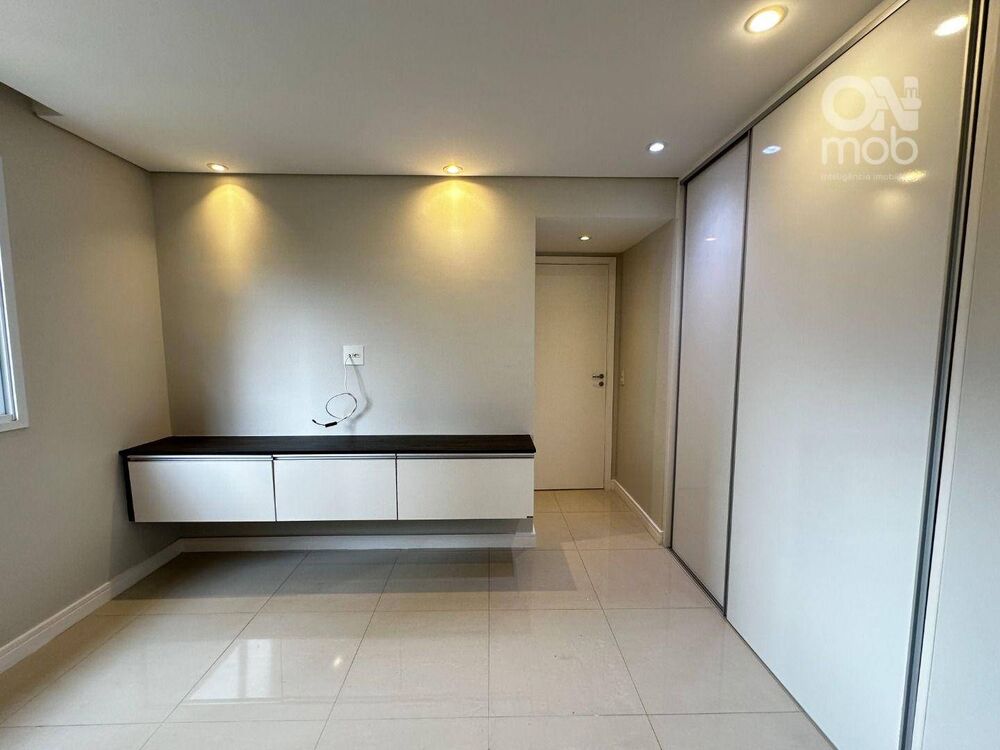 Apartamento à venda com 2 quartos, 66m² - Foto 21