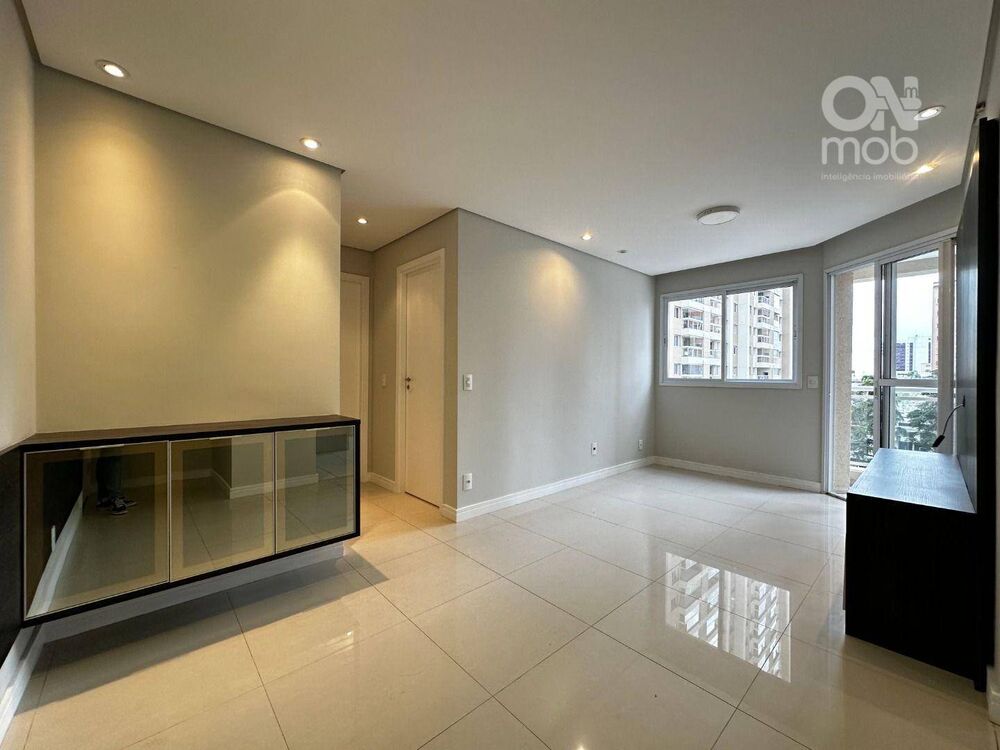 Apartamento à venda com 2 quartos, 66m² - Foto 12