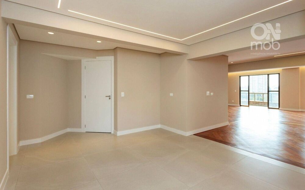 Apartamento à venda com 3 quartos, 194m² - Foto 16