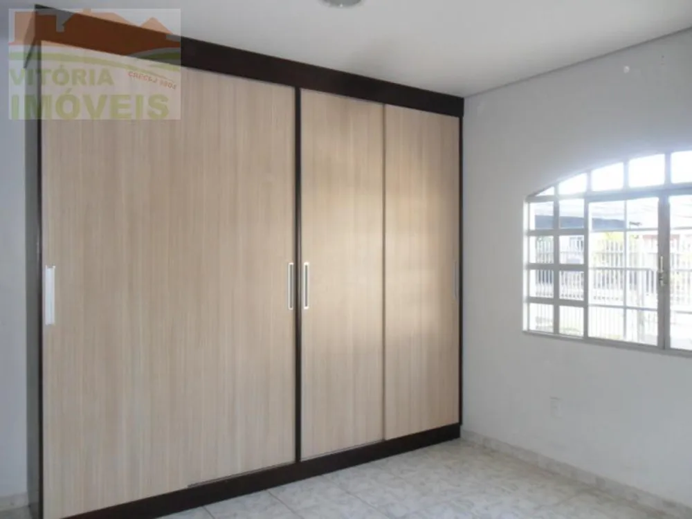 Casa, 4 quartos, 240 m² - Foto 11