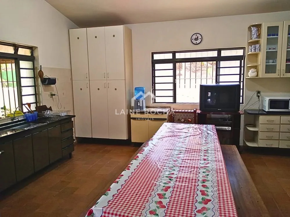 Casa, 4 quartos, 300 m² - Foto 2